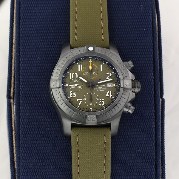 Breitling Avenger Chronograph 45 Night Mission V13317